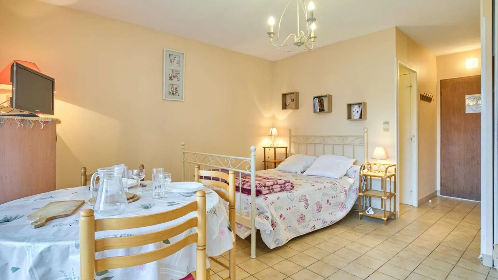 Appartement T1 Lumineux Avec Terrasse, Pour 2 Personnes - Wifi Gratuit - Fr-1-841-70 Barbotan-les-Thermes Frankrijk